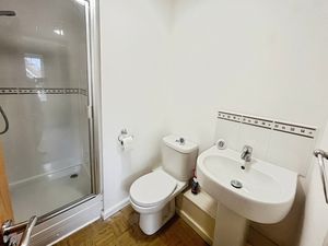 En-Suite- click for photo gallery